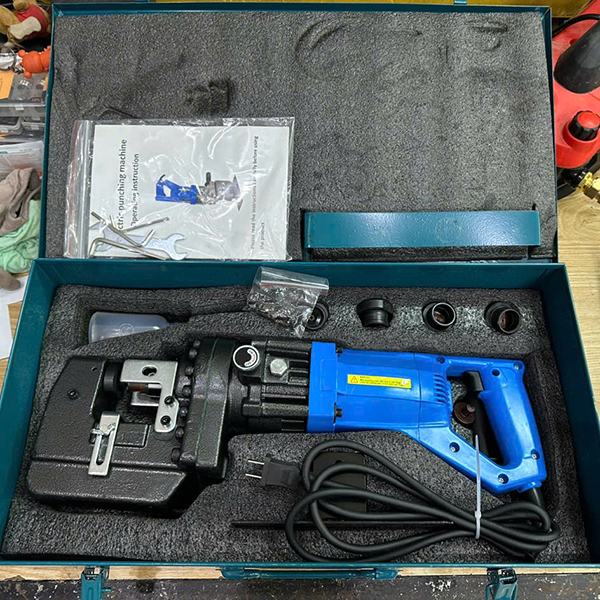 Máy đột lỗ thủy lực dùng điện MHP 20U