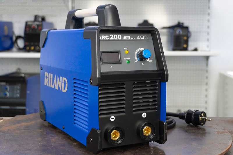 Máy hàn que điện tử Riland ARC 200T