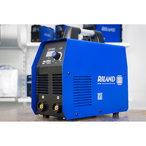 Máy hàn que điện tử Riland ARC 220GT