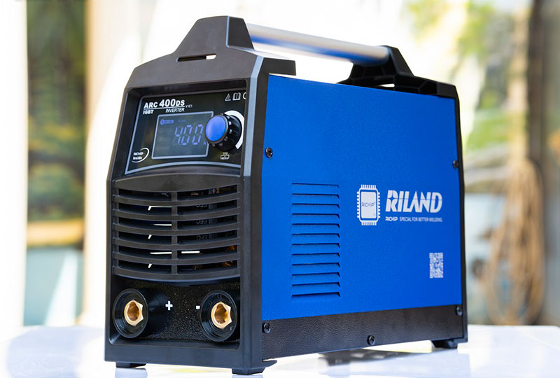 Máy hàn que công nghiệp Riland ARC 400DS