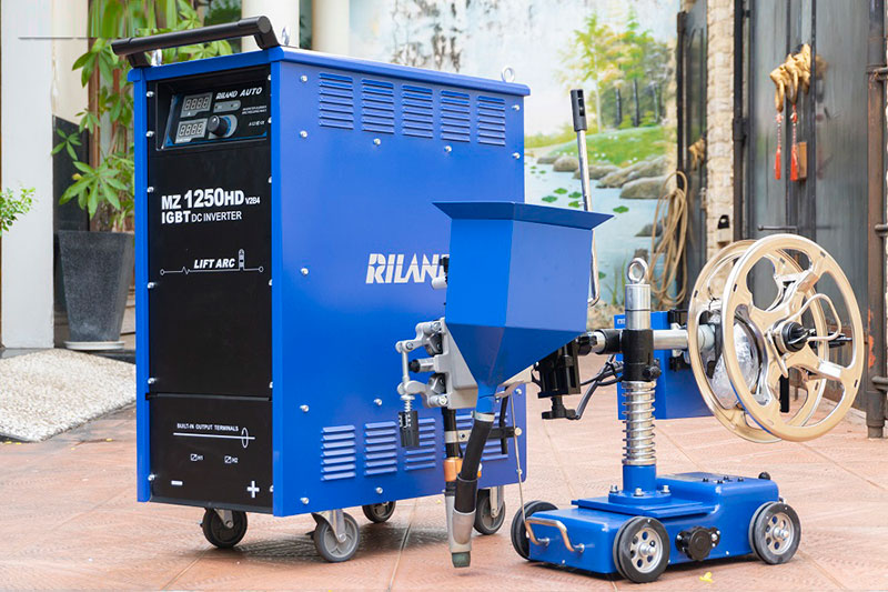 Máy hàn hồ quang chìm Riland MZ 1250HD