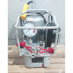 Bơm dầu cho súng bulong, cờ lê thủy lực 7.6 lít