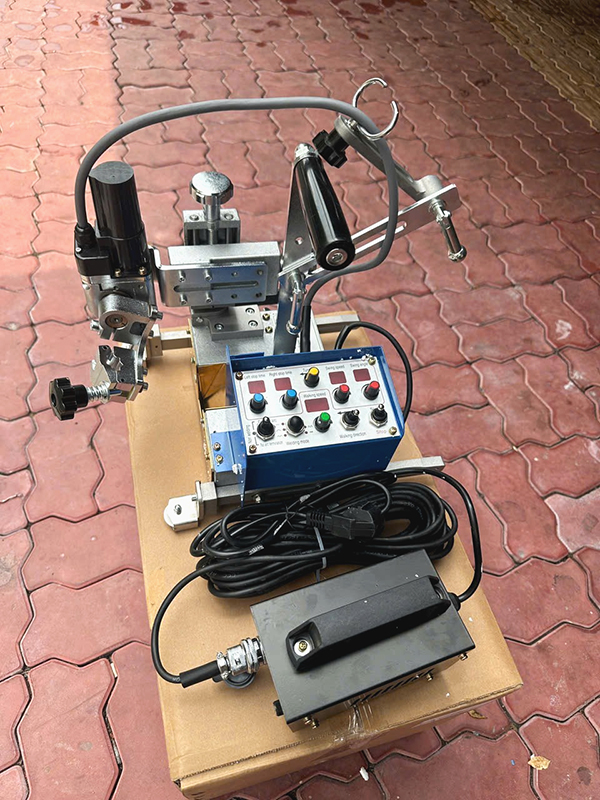R&ugrave;a h&agrave;n g&oacute;c c&oacute; dao động mỏ HK-8SS-W